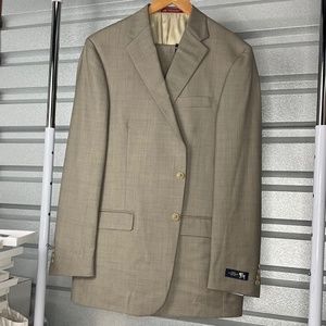 Suit by HART SCHAFFNER MARX size 44 Long